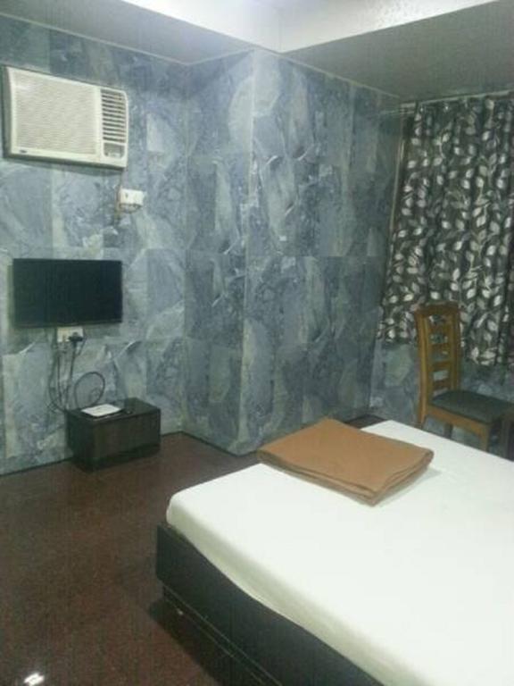 Hotel Jalaja Heritage Thane Quarto foto